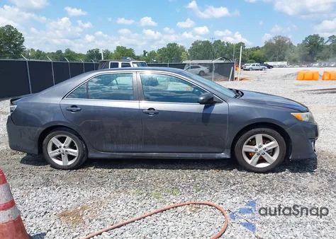 2012 Toyota Camry Se z USA, uszkodzony, nr VIN 4T1BF1FK3CU011346